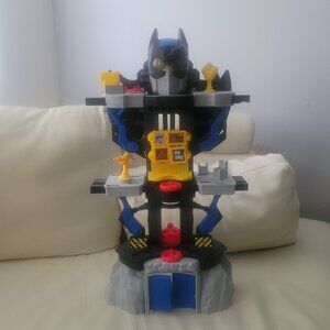 Imaginext Batman Transforming Batcave